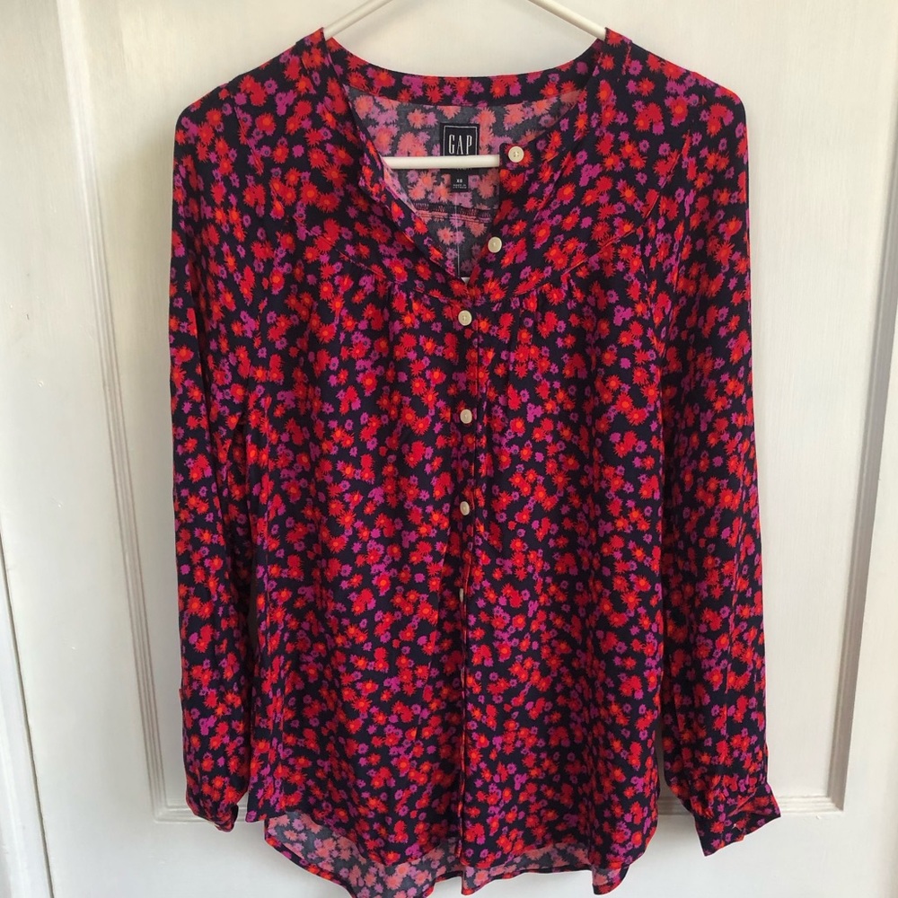 Gap Maternity Button Front Shirt